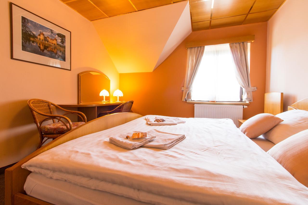 Orlik Rejviz Hotel Ngoại thất bức ảnh